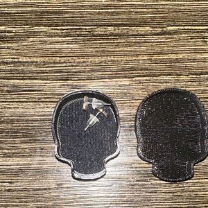 Uni-sex Black Skull earring with skull Accessory box